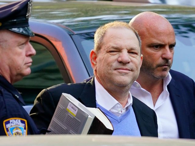 セクハラ騒動の元凶ハーヴェイ・ワインスタインの逮捕にセレブたちが反応