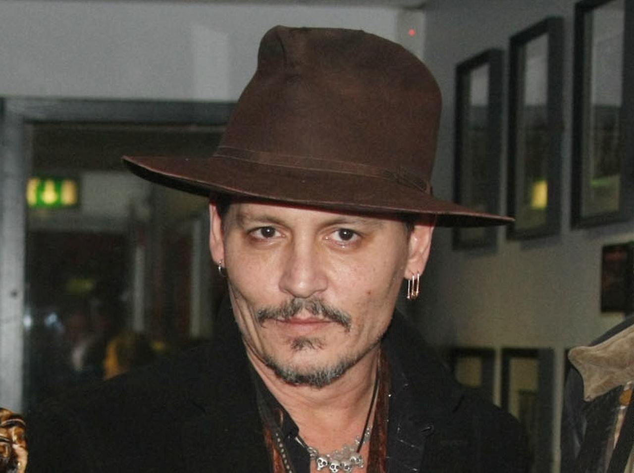 ジョニー・デップ、撮影現場での「一触即発」報道に監督が声明発表