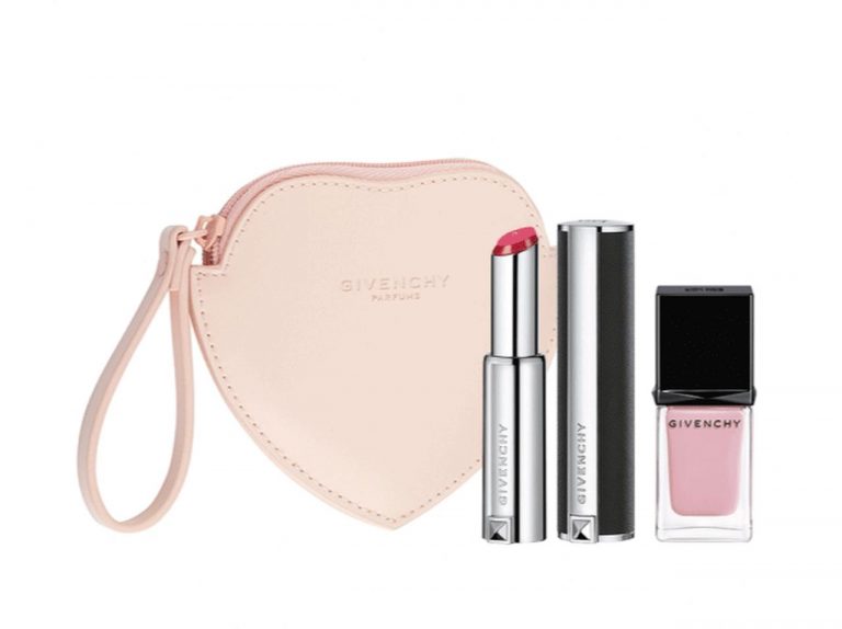 ジバンシイ新製品リップスティック・イベントで、限定キット発売