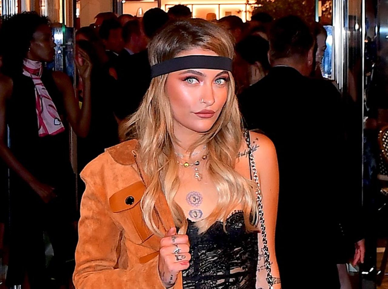 マイケル・ジャクソン娘、ウワサされる家族問題に言及「指図しないで」