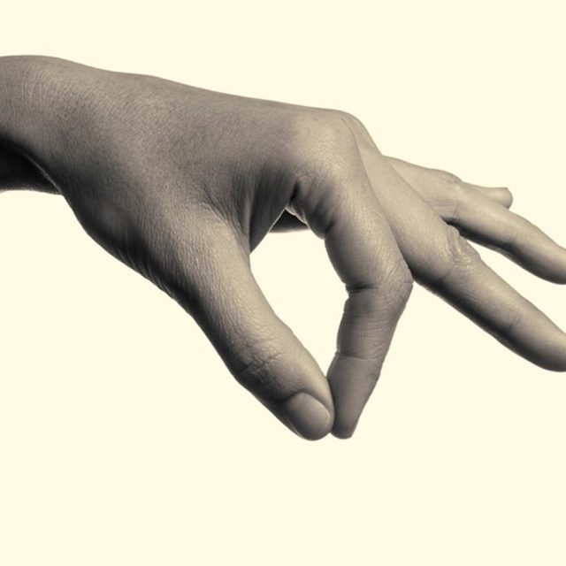 3秒間、ある部分をつねるだけで体に「水分」が足りてるかわかるらしい