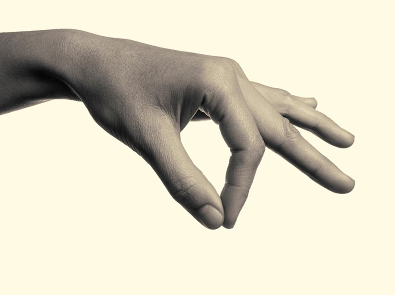 3秒間、ある部分をつねるだけで体に「水分」が足りてるかわかるらしい