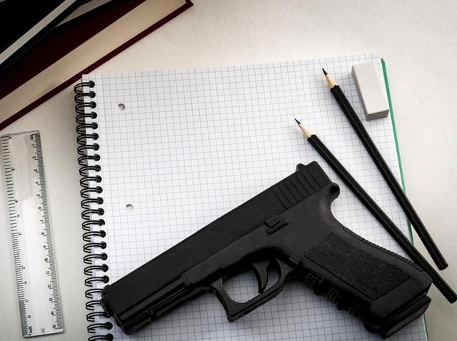 テキサス高校の銃乱射事件の被害者が「事件に驚かなかった理由」が残酷すぎる