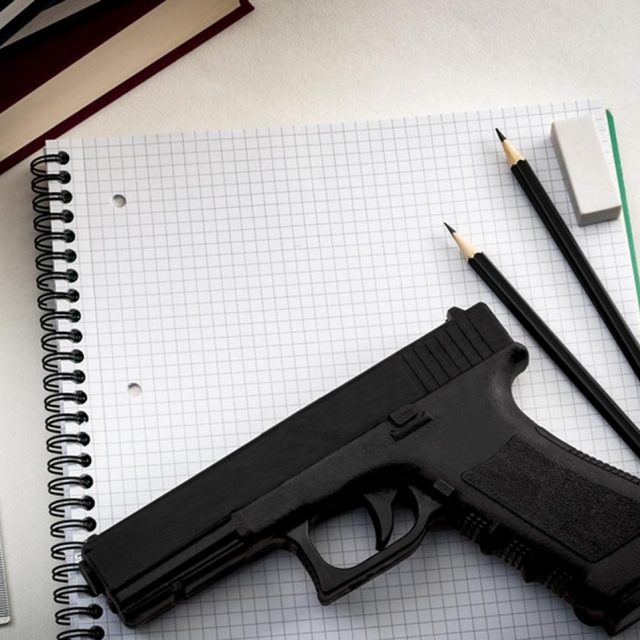 テキサス高校の銃乱射事件の被害者が「事件に驚かなかった理由」が残酷すぎる