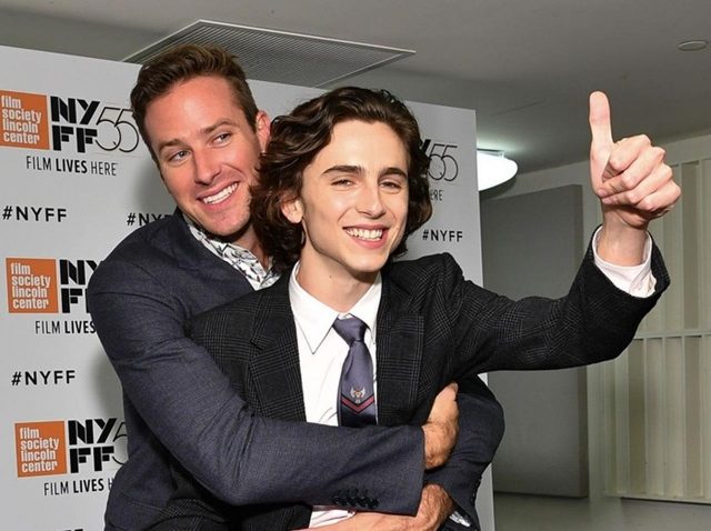 『君の名前で僕を呼んで』主演コンビ、仲の良さが伝わる瞬間集めました