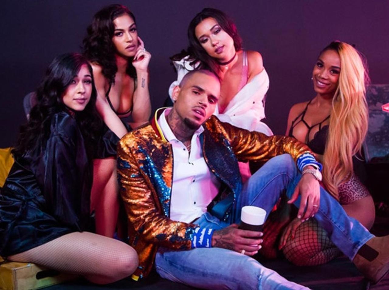 クリス・ブラウンが『レイプ事件』で告訴、鬼畜すぎる内容に弁護士「TVで放映無理」