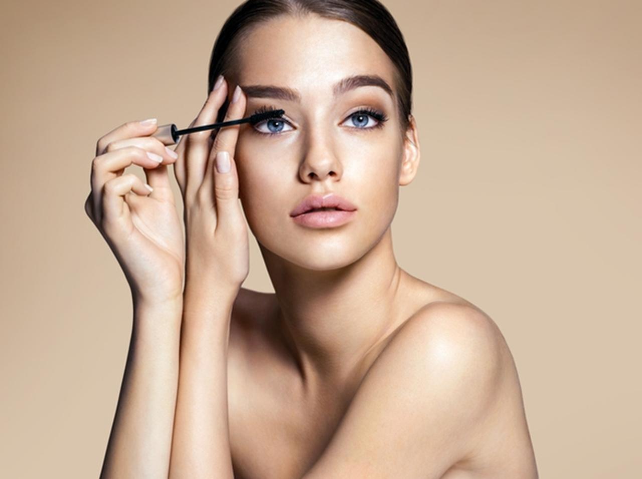 たった1ステップで劇的変化、目を大きく見せる「ひと手間」とは?