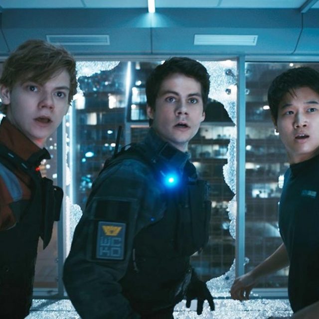 命を賭けた空中ダイブ！『メイズ・ランナー：最期の迷宮』本編映像