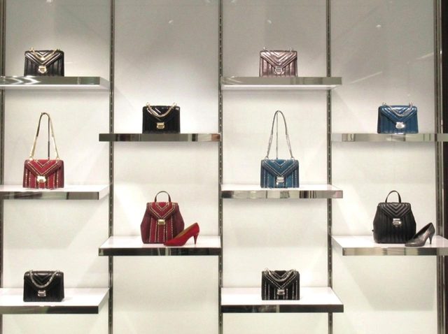 マイケル マイケル・コース、秋冬に持ちたいモードなバッグが続々！