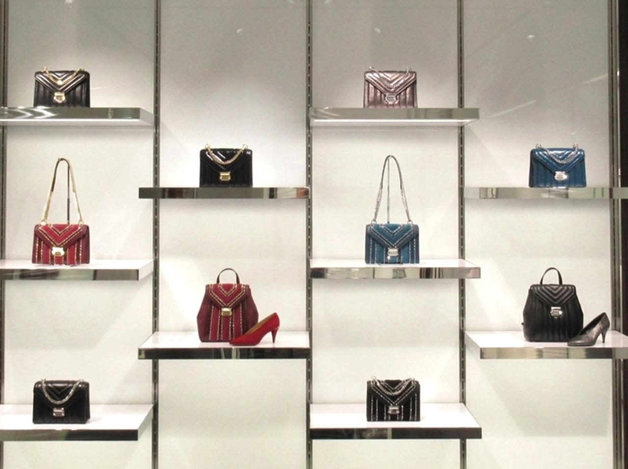 マイケル マイケル・コース、秋冬に持ちたいモードなバッグが続々!