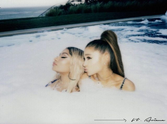 アリアナ・グランデ＆ニッキー・ミナージュが「ベッド」に誘惑！最新コラボが配信