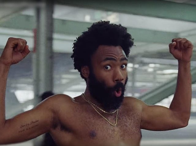 チャイルディッシュ・ガンビーノの「This is America」に盗作疑惑、問題曲を比較