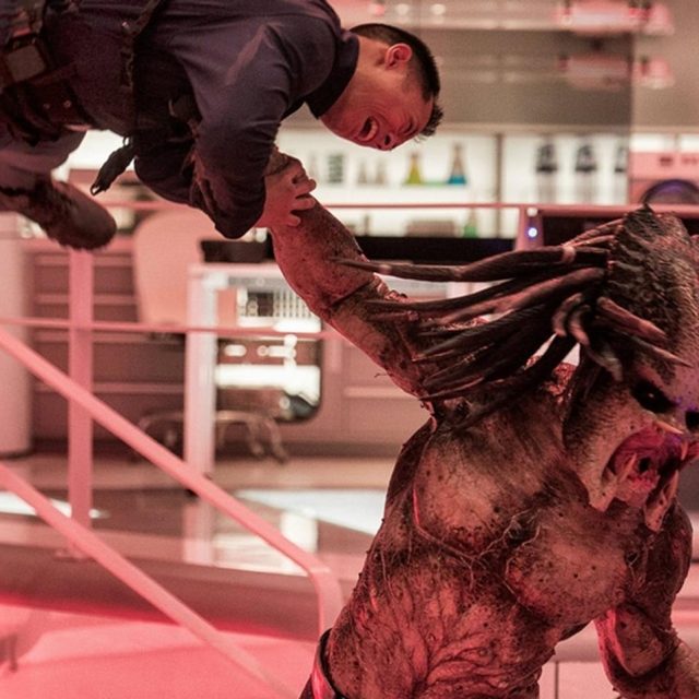 シリーズ最新作『ザ・プレデター』の予告編で「究極のプレデター」の姿が明らかに