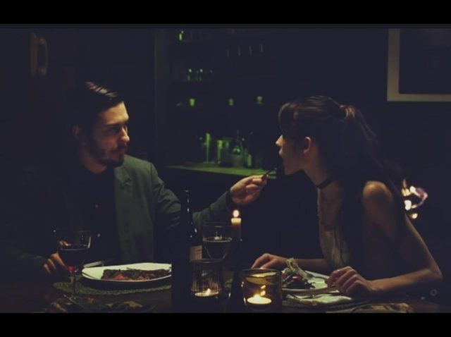 若手俳優ナット・ウルフが映画『ROSY』で誘拐した女性と恋に落ちる役に挑戦