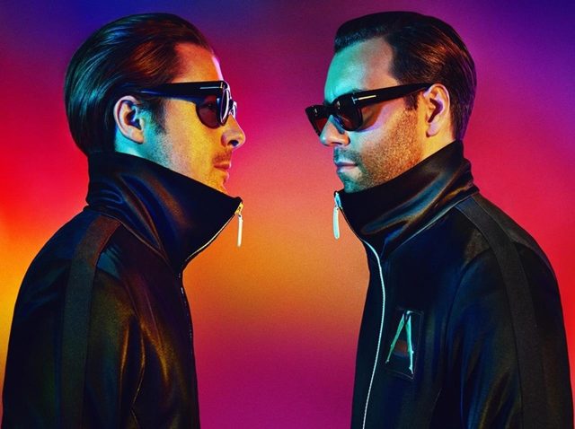 アクスウェルΛイングロッソが今年初の新曲をリリース！ジャケットにはパリス・ヒルトン