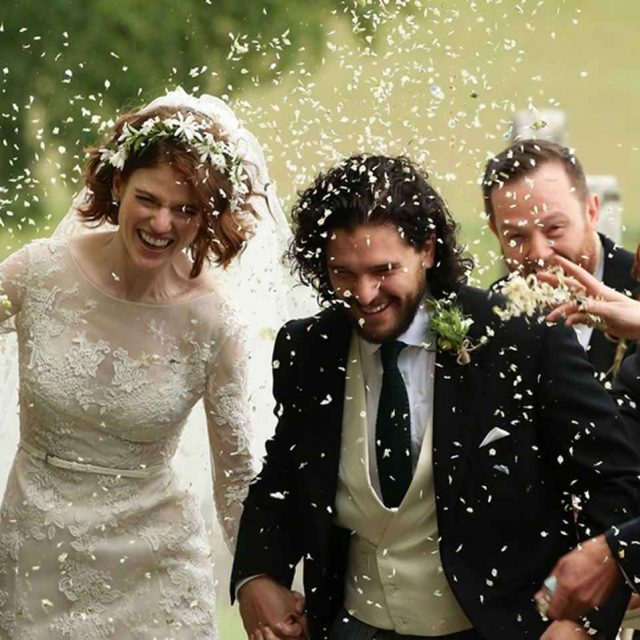 『ゲーム・オブ・スローンズ』キット・ハリントン&ローズ・レスリーが結婚！共演者も結婚式に出席