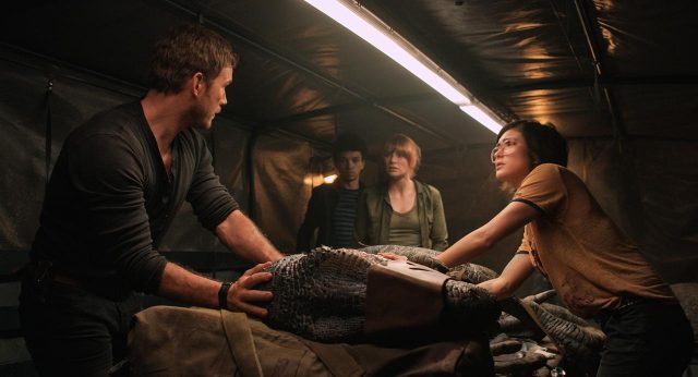 『ジュラシック・ワールド／炎の王国』特別映像が解禁、究極のハイブリッド恐竜が登場