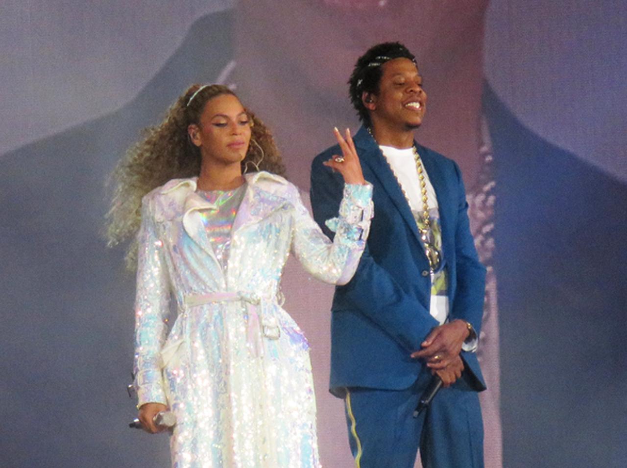 ビヨンセが着用した「人生2度目のウェディングドレス」が息を飲む美しさ