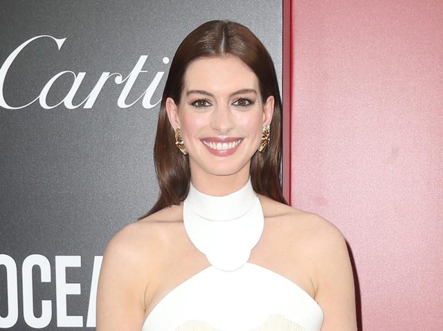 アン・ハサウェイの髪の毛が…！イメチェンした理由とは？