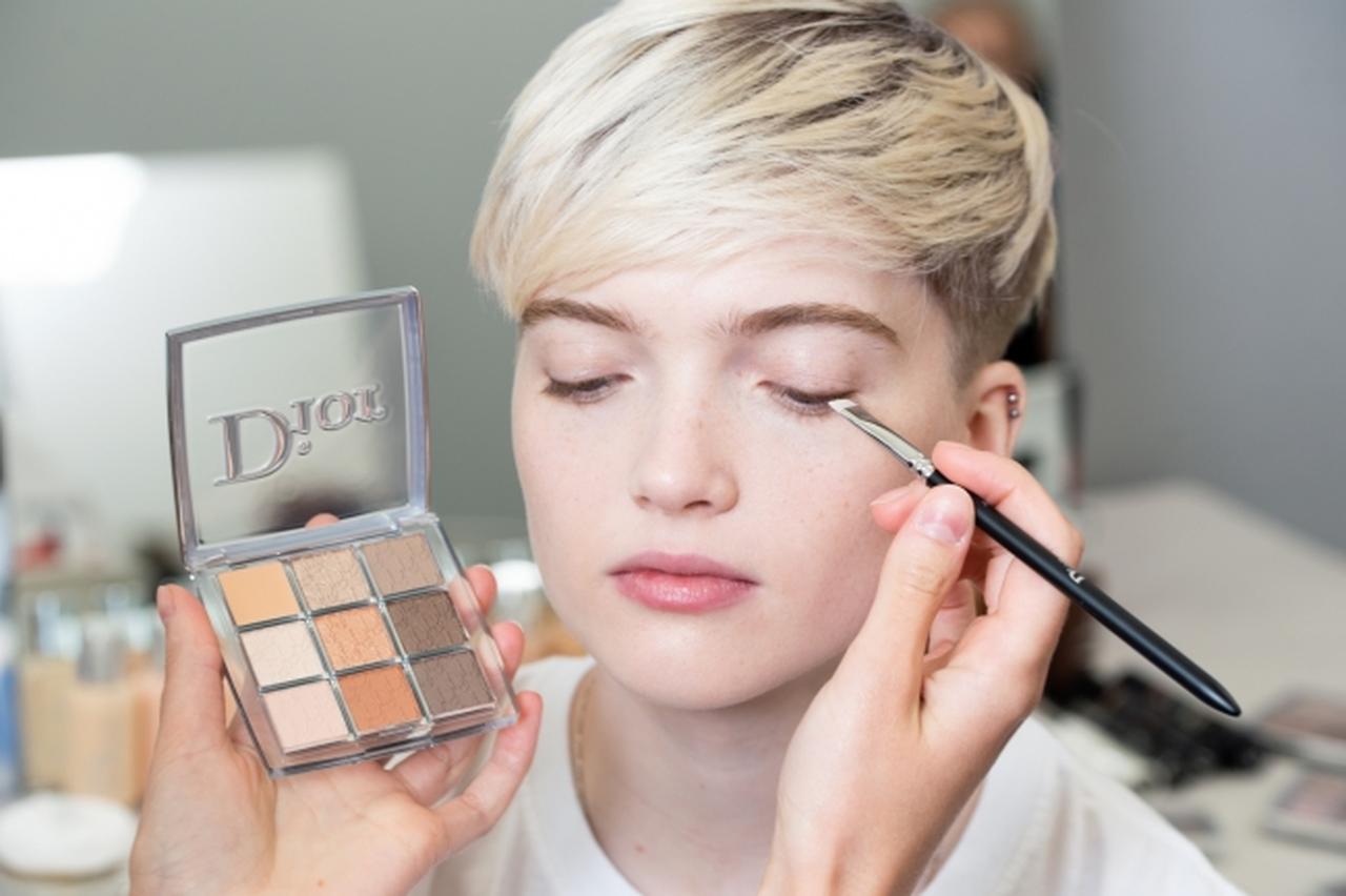 ディオールが、コレクションで使用した、ナチュラルメイクのポイントを公開!