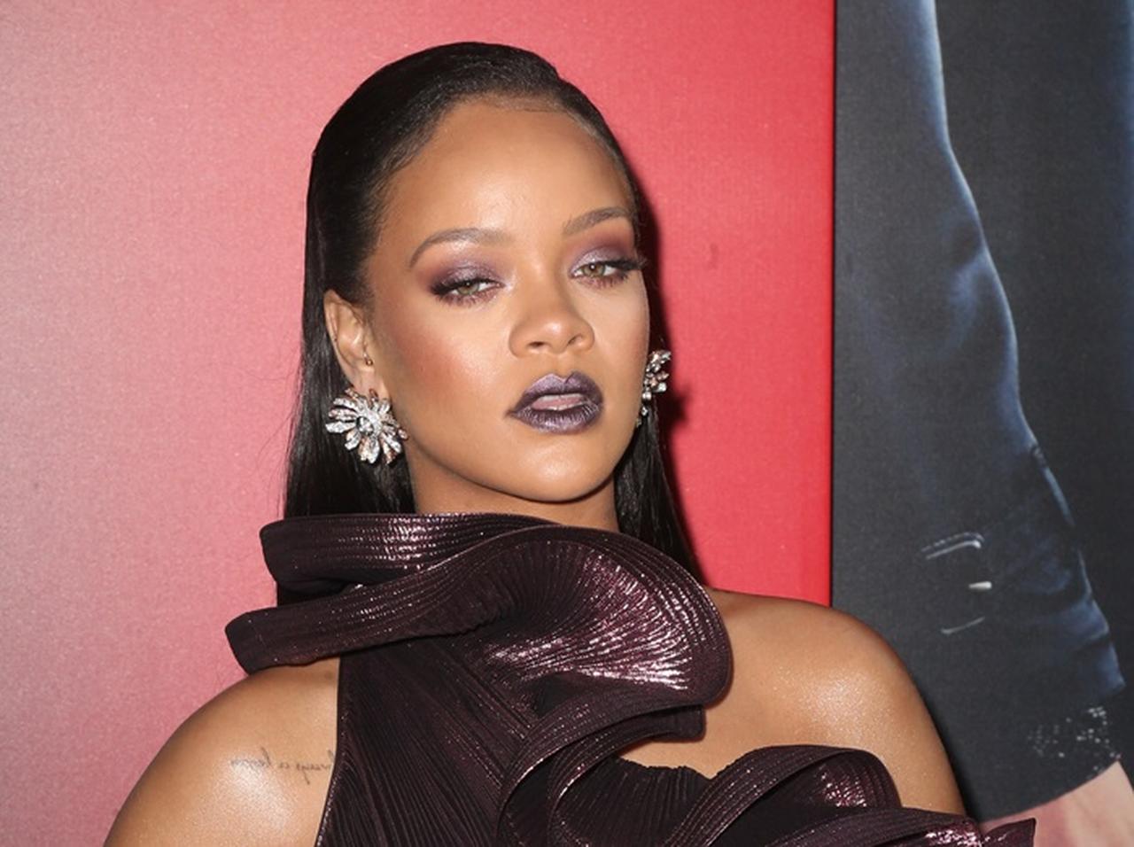 リアーナ、FENTY BEAUTYのハイライトを「意外なある部分」に使用