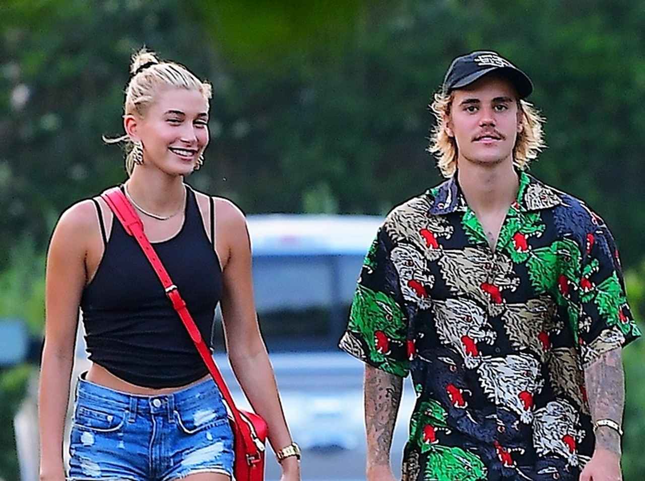 ジャスティン・ビーバー、噂の彼女と訪れた場所をめぐって「ある疑惑」が浮上