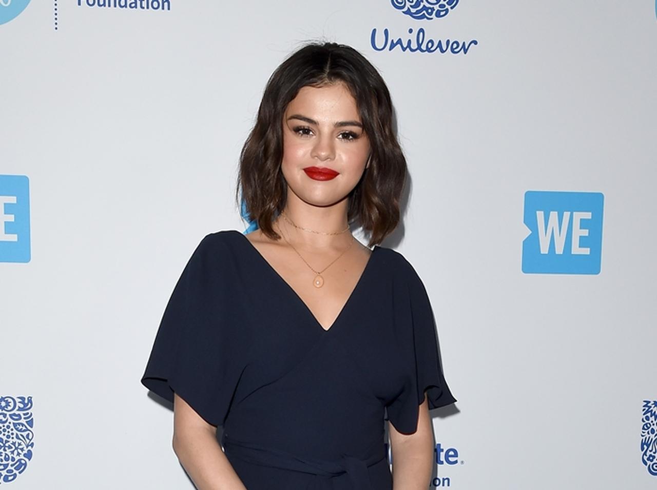 セレーナ・ゴメス、ジャスティン・ビーバー婚約報道の時に何をしていた?