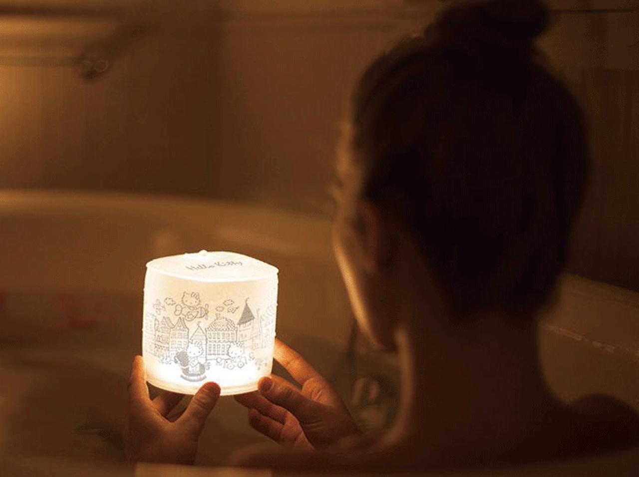 ハローキティの空気で膨らむLEDソーラーランタン、普段から災害時まで