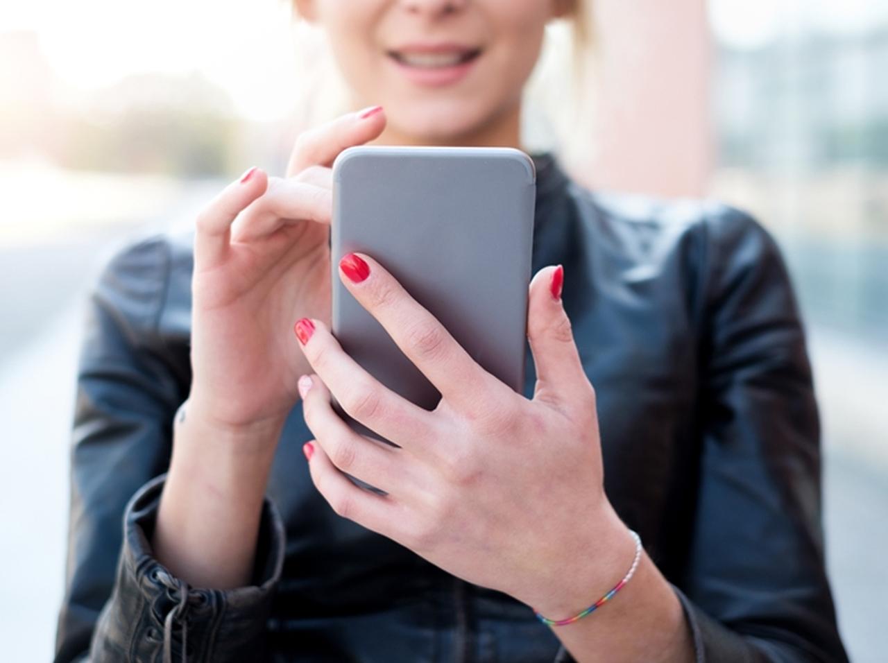 出会い系サイトを利用した女性、23人の男性から「ある間違い」を指摘される