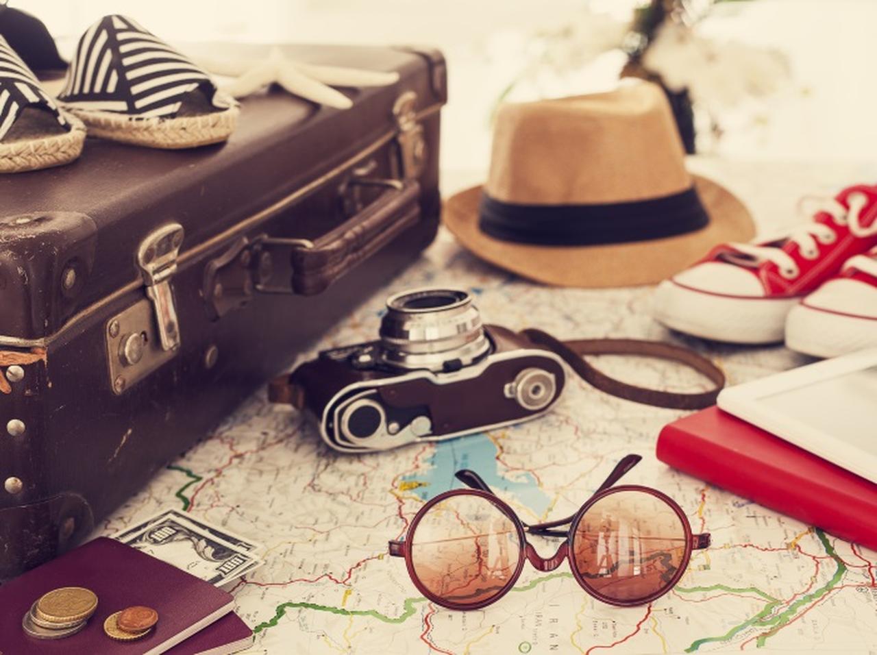 セレブに学ぶ!旅行中にこそ必要な「トラベル美容テク」