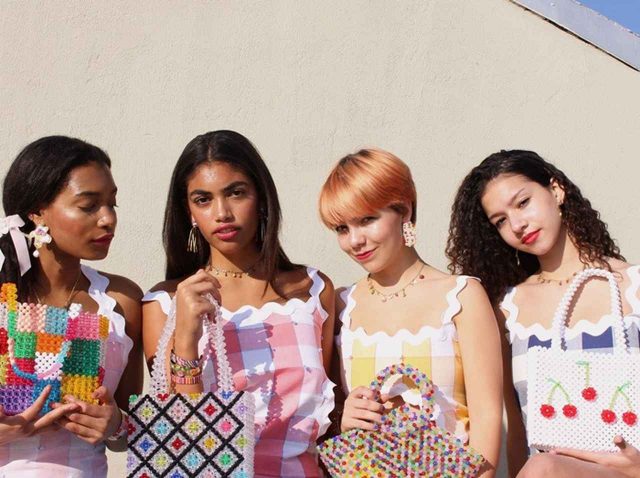 夏にぴったり！ポップでキュートな「ビーズバッグ」が人気急上昇中