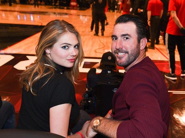 ケイト・アプトンが第1子を妊娠、夫からの「メッセージ」が素敵すぎる