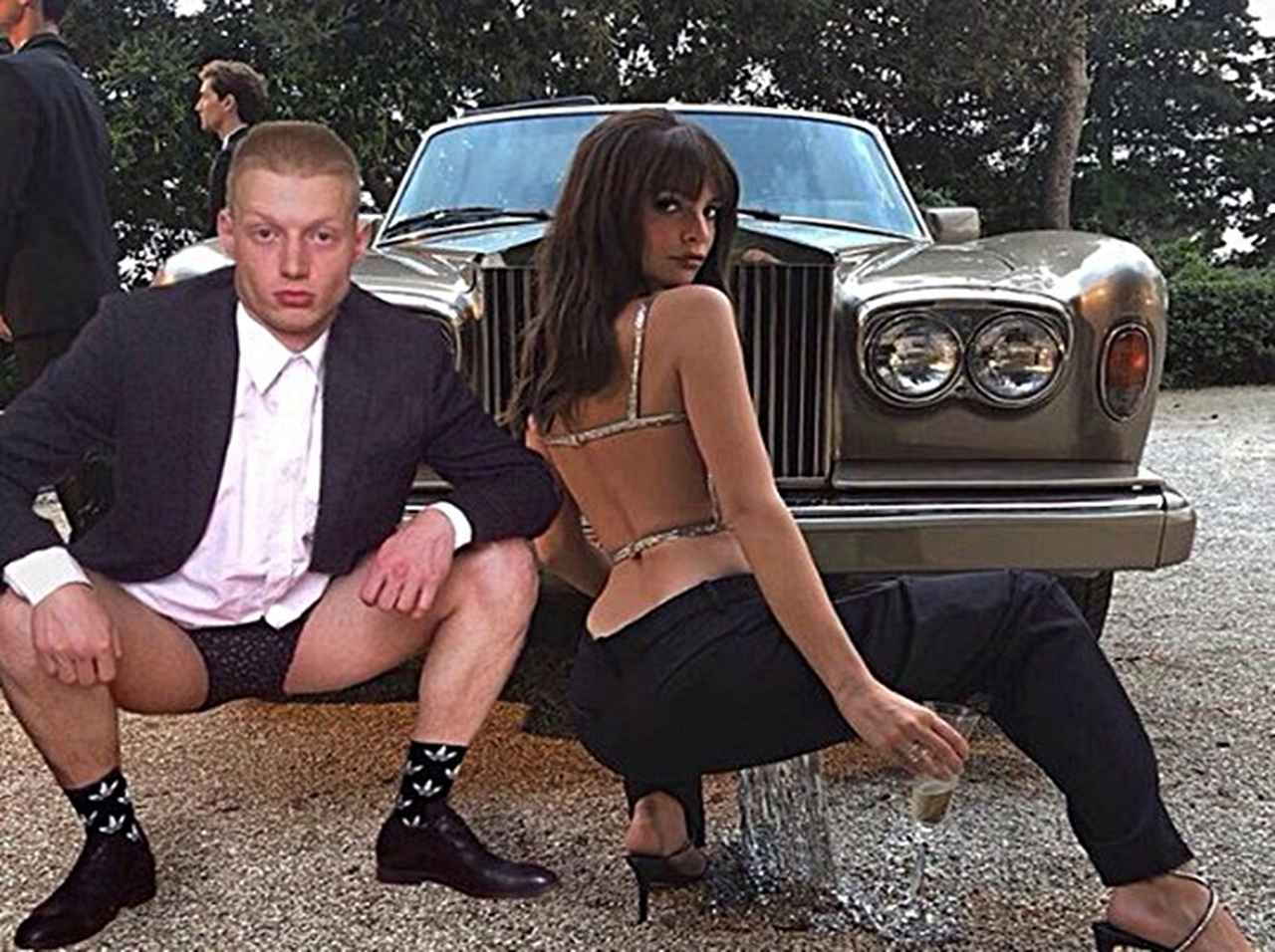 「エミリー・ラタコウスキーとお近づきになりたい」ロシア男性が取った行動が面白すぎる