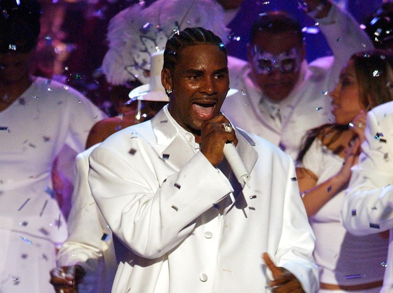 R.ケリーの新曲はなんと「19分」！未成年軟禁したセックスカルトを全否定