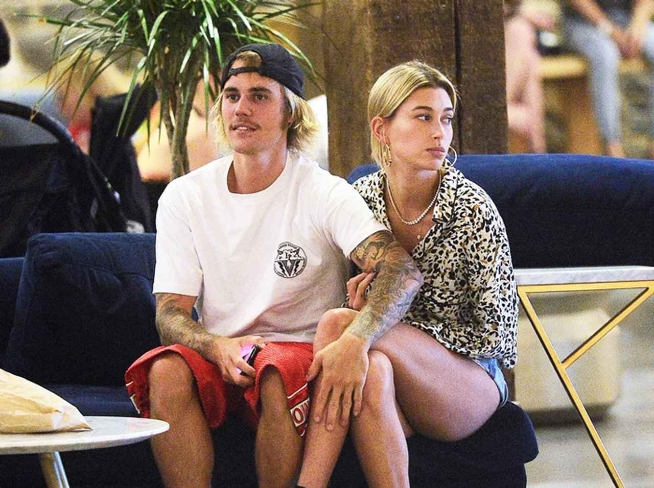 ジャスティン・ビーバーとヘイリー・ボールドウィンが婚約!