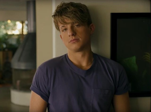 チャーリー・プース、個性を称えた「ザ・ウェイ・アイ・アム」のMVを公開