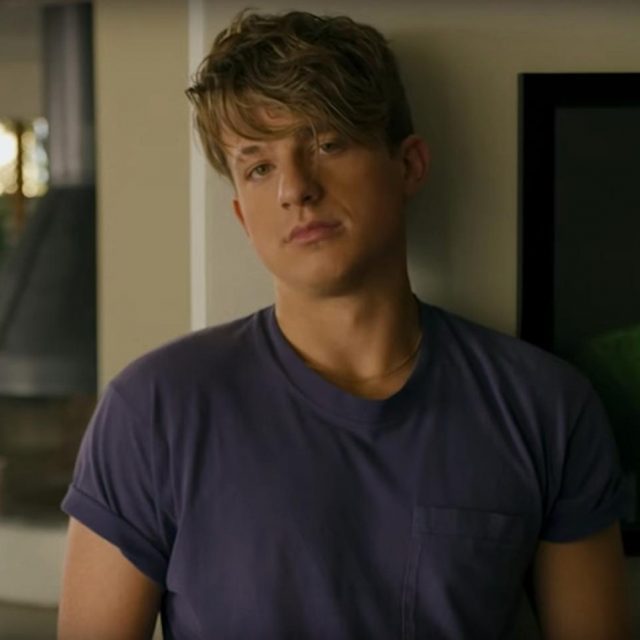 チャーリー・プース、個性を称えた「ザ・ウェイ・アイ・アム」のMVを公開