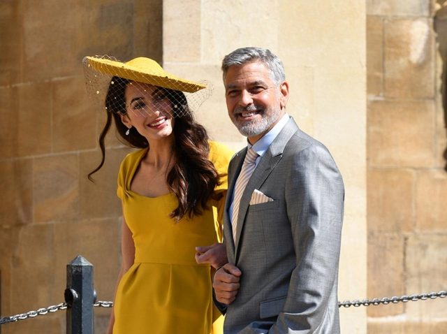 ジョージ・クルーニー、交通事故後初めて家族と出歩く姿をパパラッチ