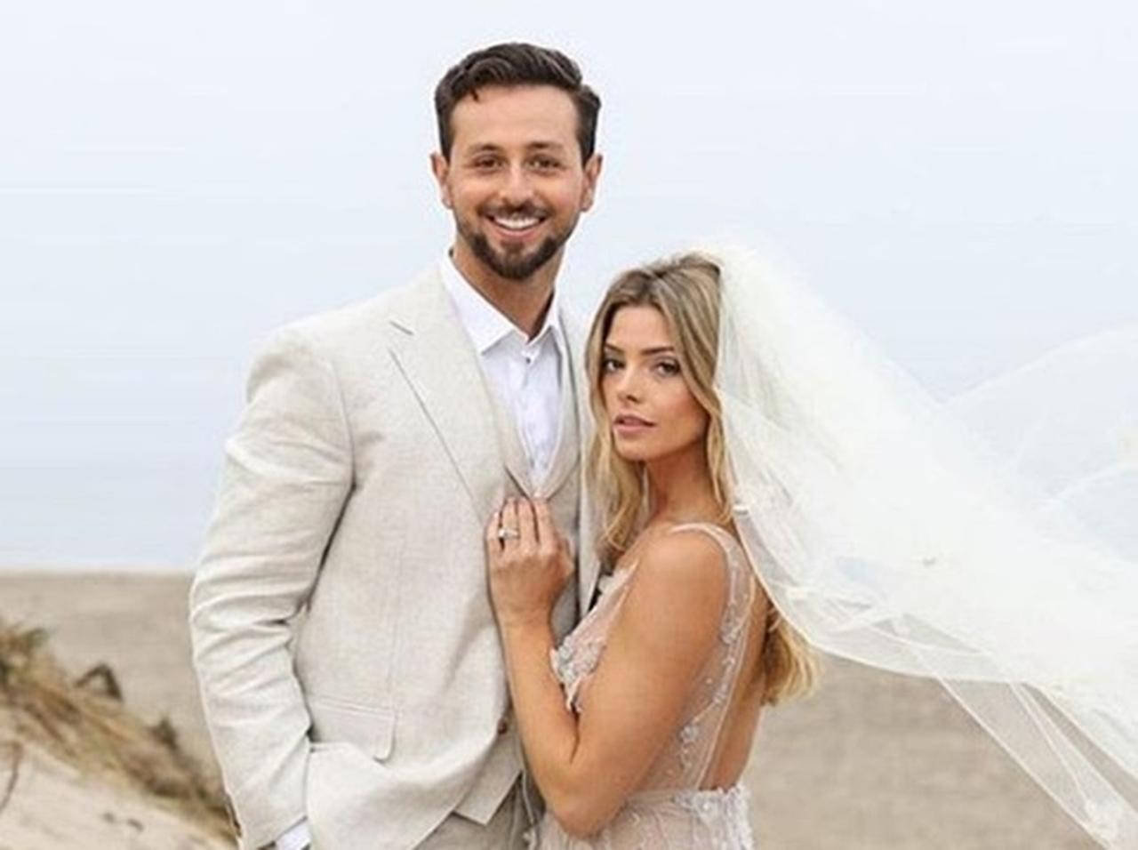 『トワイライト』アシュリー・グリーンのウェディングドレスが圧巻の美しさ