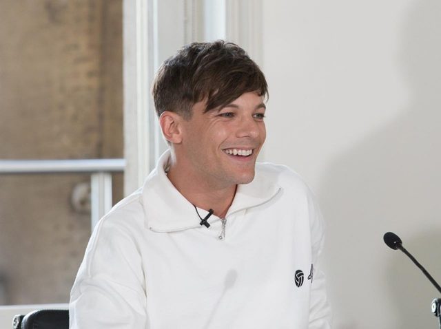 ルイ・トムリンソン、ワン・ダイレクションを作った「古巣」に戻る