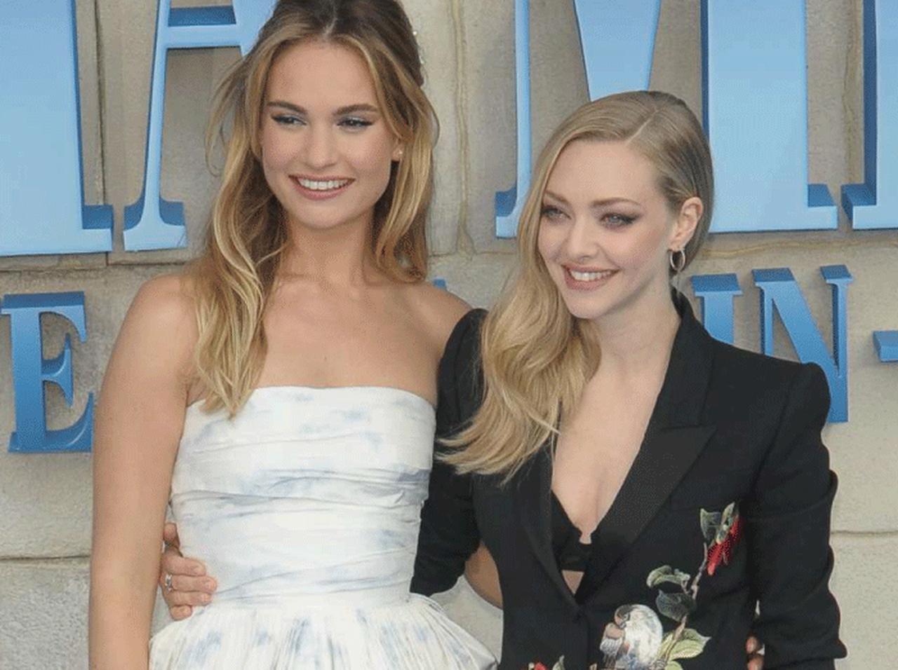 今夏の話題映画『マンマ・ミーア！』のワールドプレミア、ドレスをレポ！