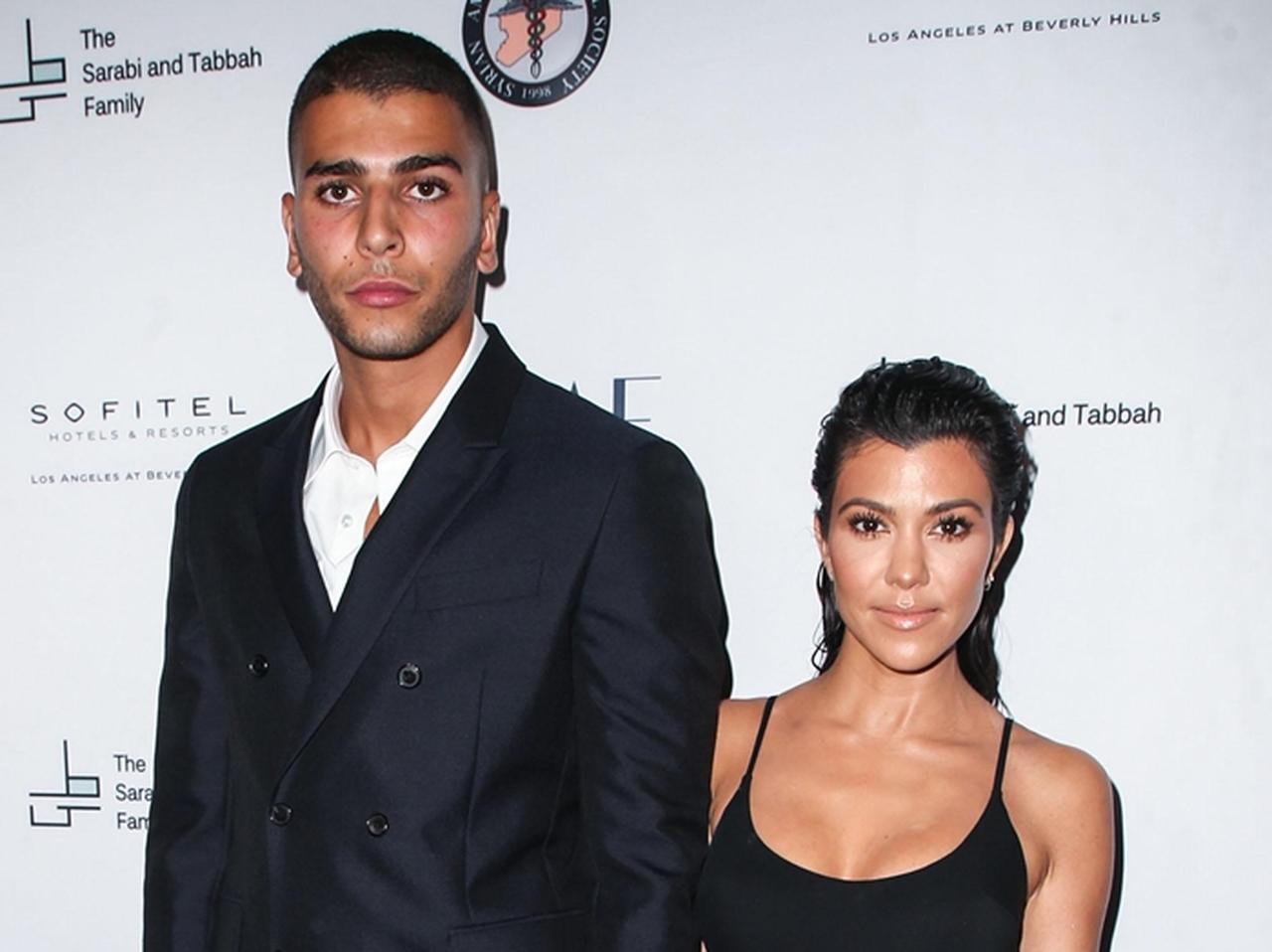 3人の母であるコートニー・カーダシアン、休暇写真の写真が批判された理由