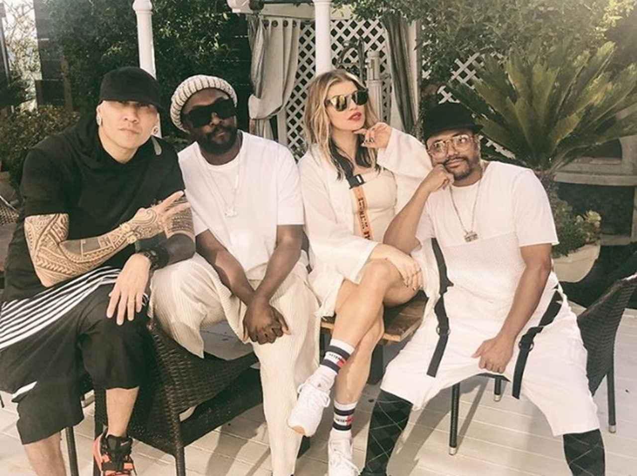 ファーギー、脱退説高まるブラック・アイド・ピーズと「大切な日」を過ごす