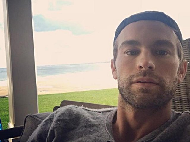 『ゴシップガール』チェイス・クロフォードの「自撮り写真」に恋人が辛口ツッコミ