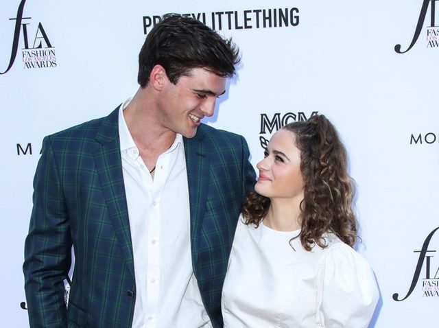 ジョーイ・キング、超辛口な「恋人イジリ」が強烈