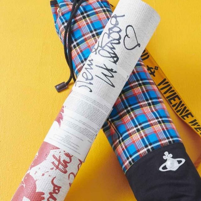ヴィヴィアン・ウェストウッドがヨガマットを発売！キャリーバッグも♡