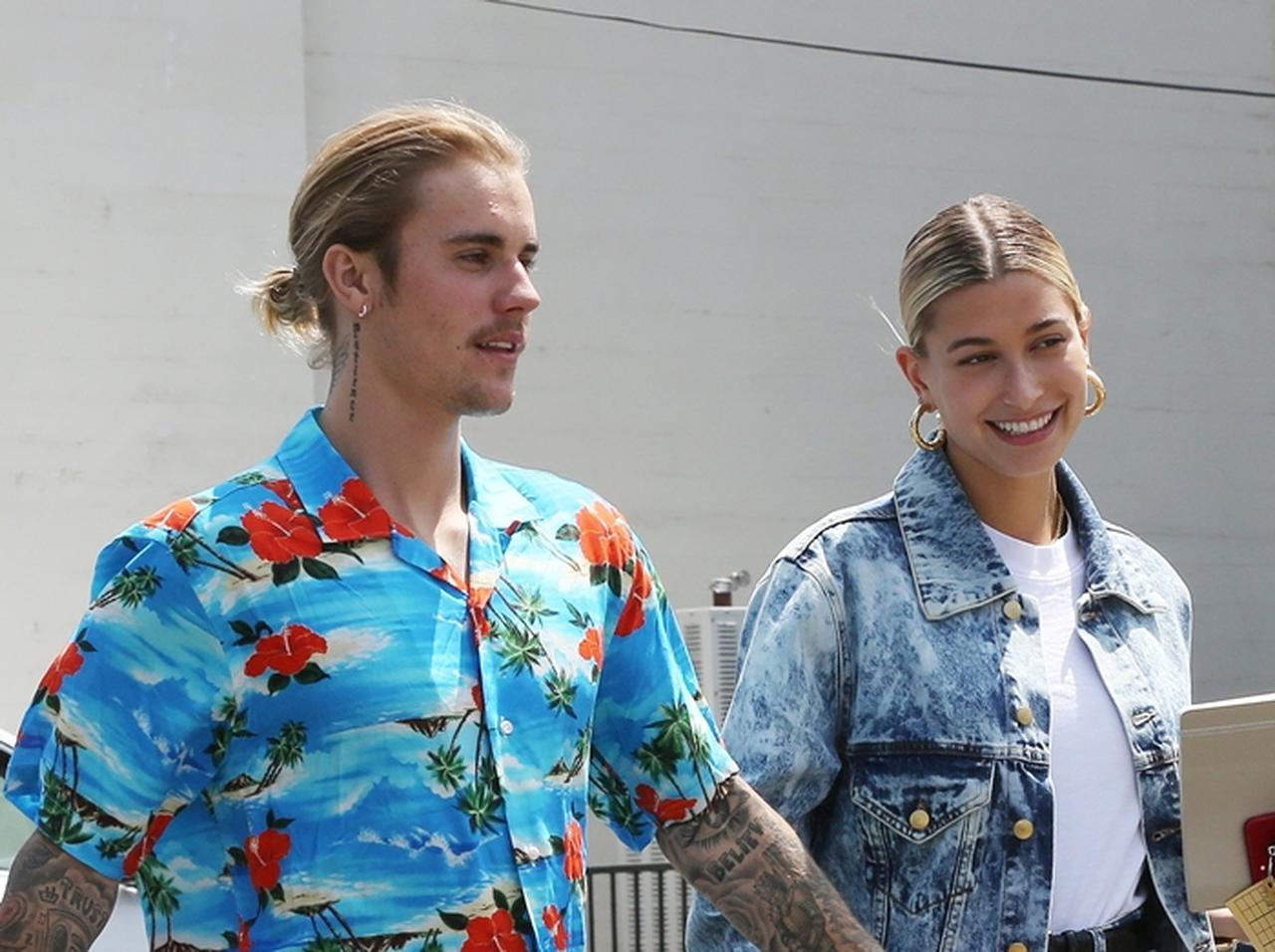 ジャスティン・ビーバーの婚約者、「ファン時代」の貴重写真が見つかる