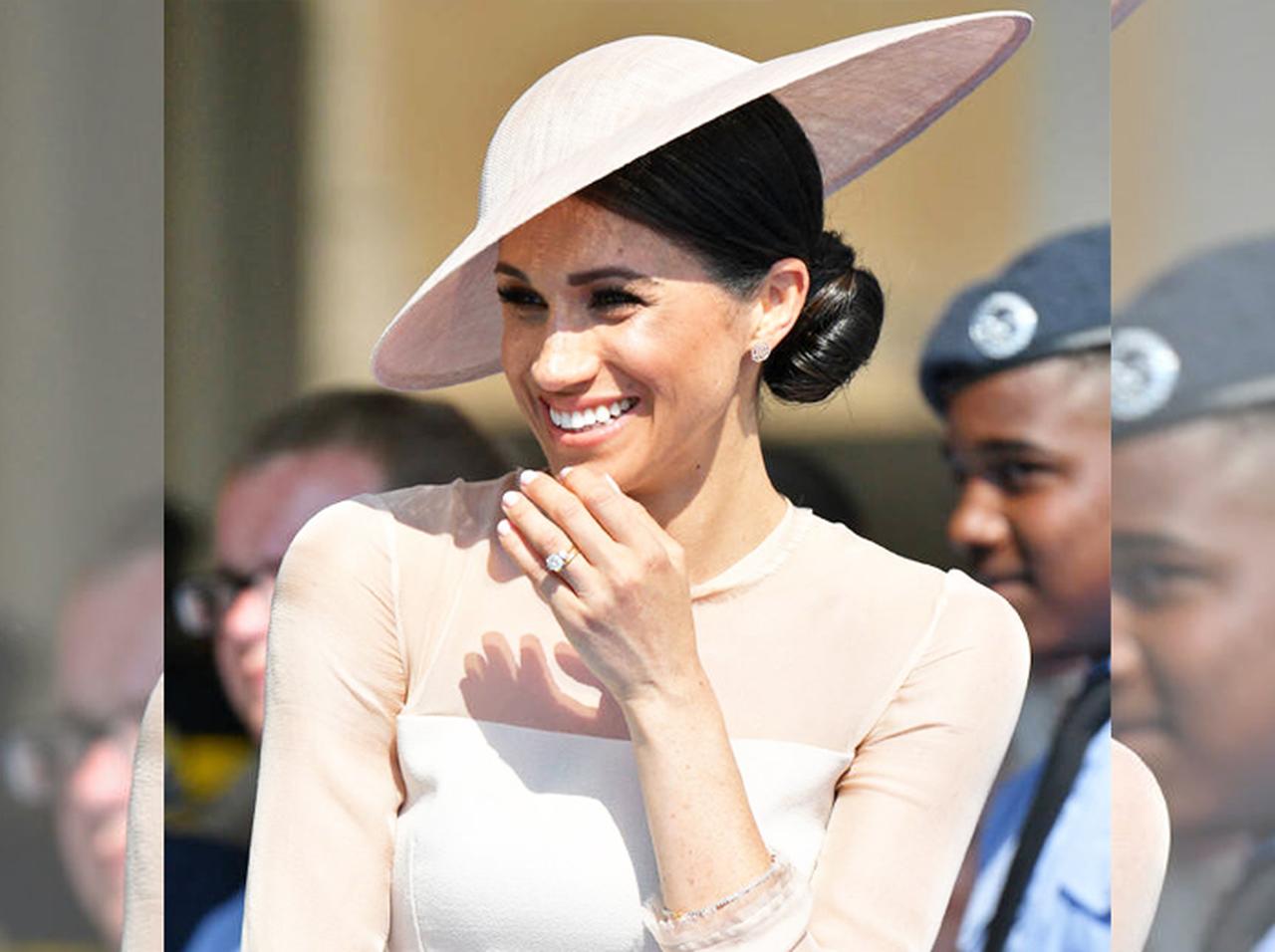 メーガン妃、あの映画の名シーン真似する「お宝映像」がカワイすぎ！