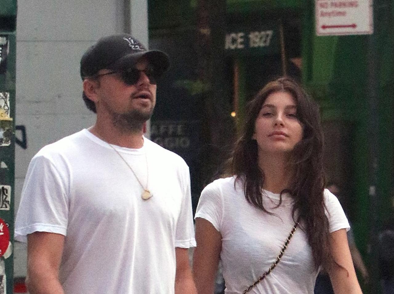 レオナルド・ディカプリオがついに「独身貴族」を卒業か、年下恋人と婚約を話合う