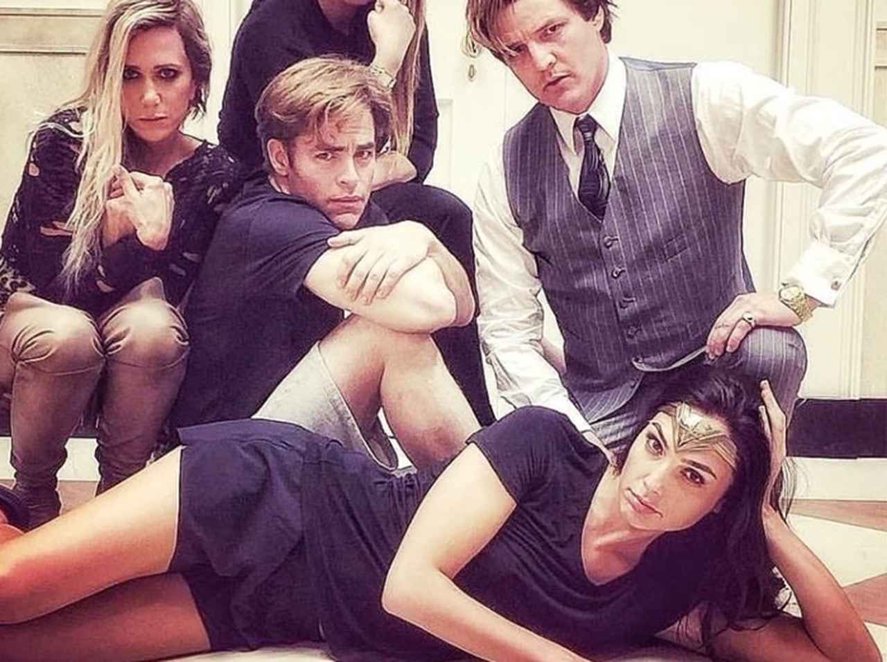 『ワンダーウーマン』キャストが「悪ガキ映画」をオマージュ